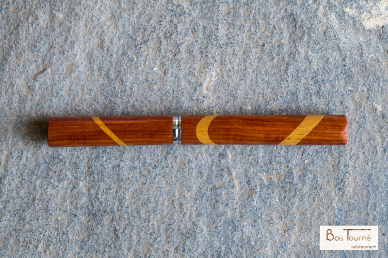 STYLO ROLLER CHROMÉ – PAO FERRO / BOCCO – Image 3