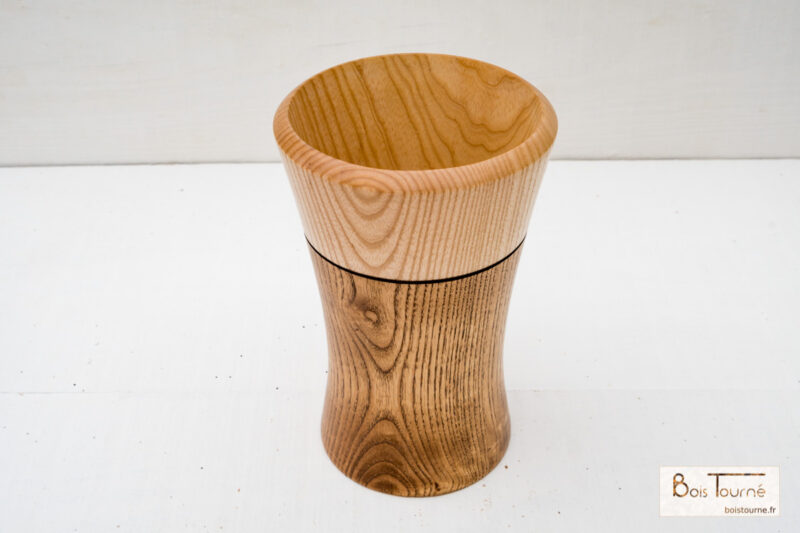 VASE EN FRÊNE – Image 2