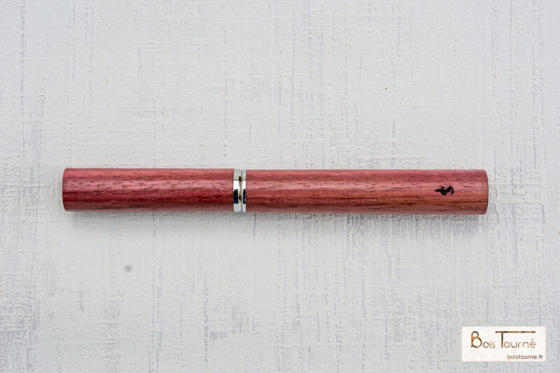 STYLO ROLLER CHROMÉ – AMARANTE – Image 2