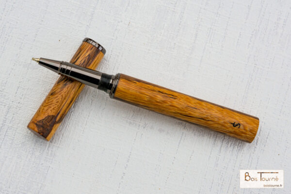 STYLO ROLLER CHROMÉ NOIR – BOIS DE SERPENT