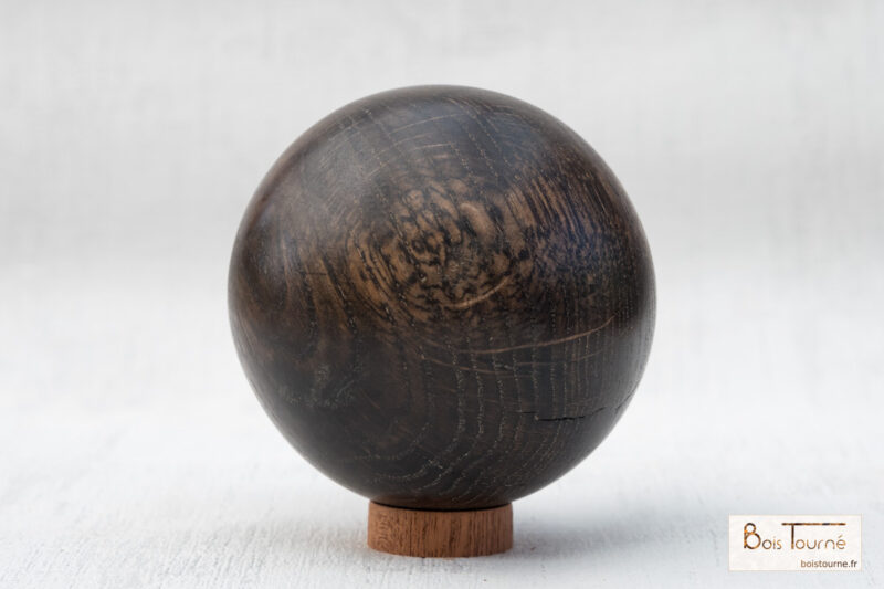 SPHÈRE EN CHÊNE