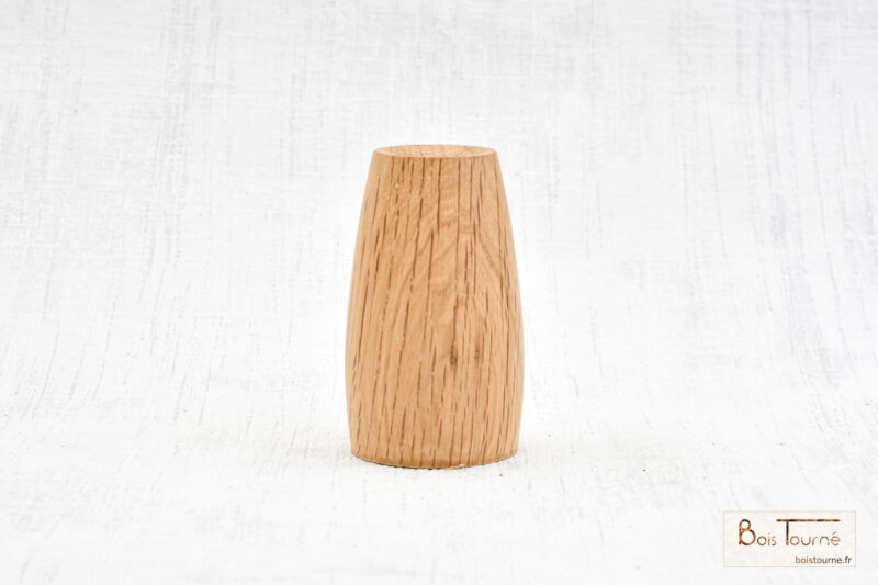 VASE EN CHÊNE MOUCHETÉ