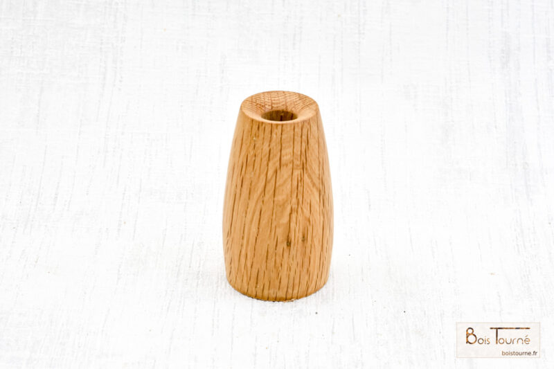 VASE EN CHÊNE MOUCHETÉ – Image 2