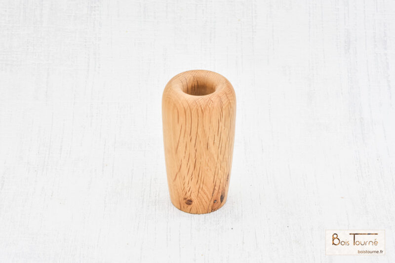 VASE EN CHÊNE MOUCHETÉ – Image 2