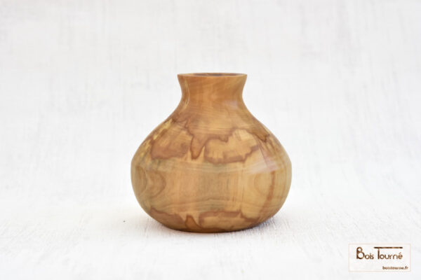 VASE EN BOULEAU ÉCHAUFFÉ