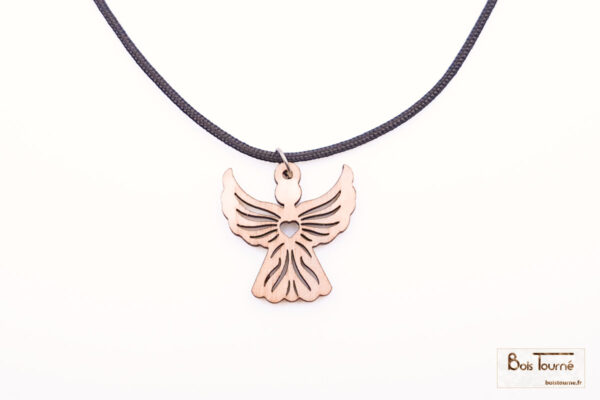 COLLIER AVEC PENDENTIF : ANGE