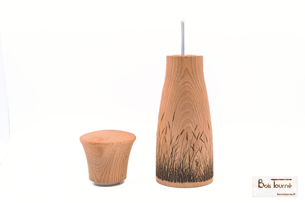 MOULIN À SEL, POIVRE ET ÉPICES EN HÊTRE AVEC GRAVURE PRAIRIE – Image 2