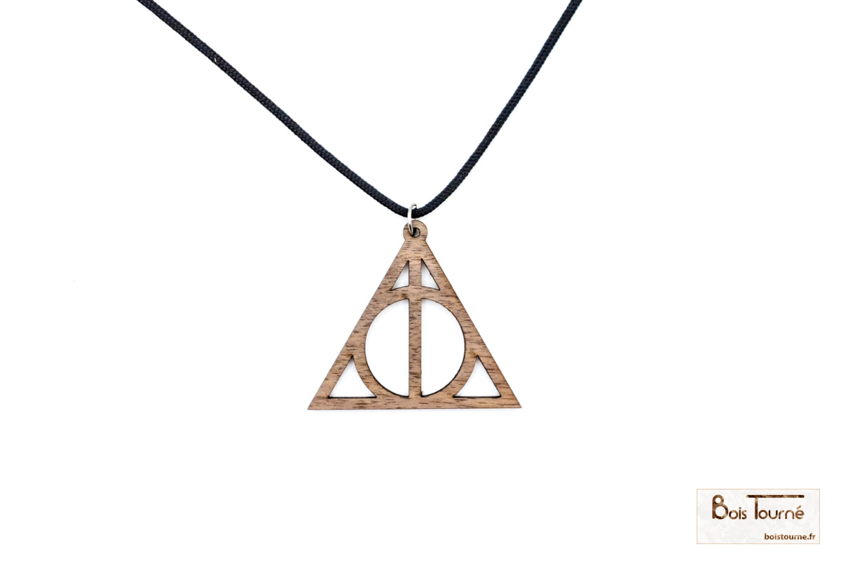 COLLIER AVEC PENDENTIF : RELIQUE DE LA MORT – Image 2