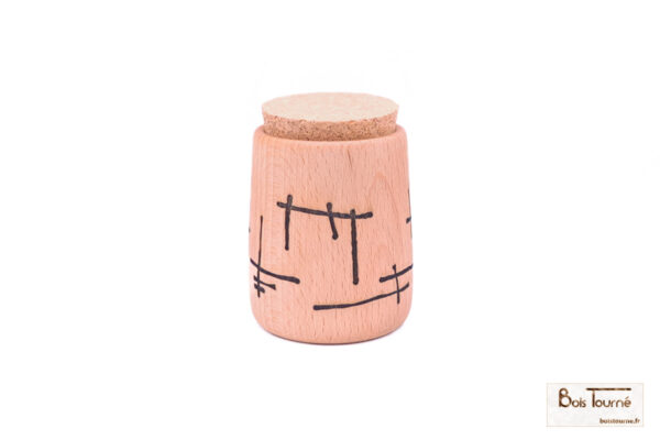 BOCAL EN HÊTRE AVEC GRAVURE SYMBOLES ABSTRAITS