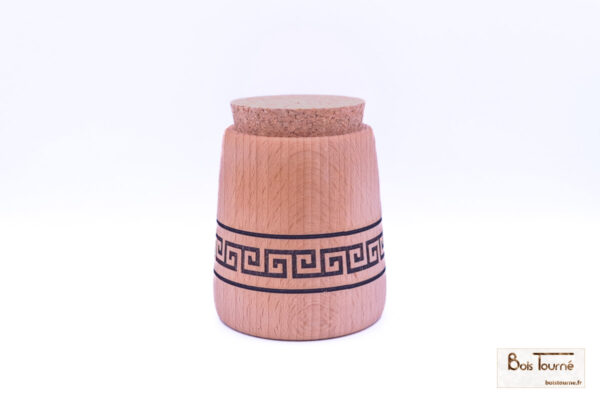 BOCAL EN HÊTRE AVEC GRAVURE FRISE SPIRALES CARRÉES