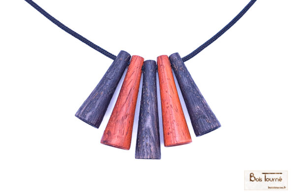COLLIER 5 PERLES: CHÊNE ET PADOUK