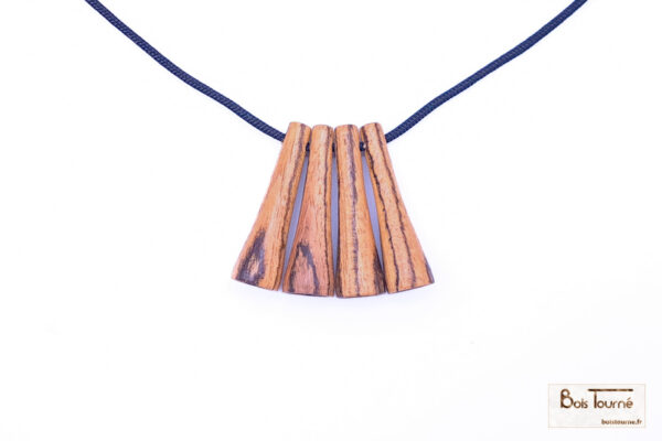 COLLIER 4 PERLES EN ZÉBRANO