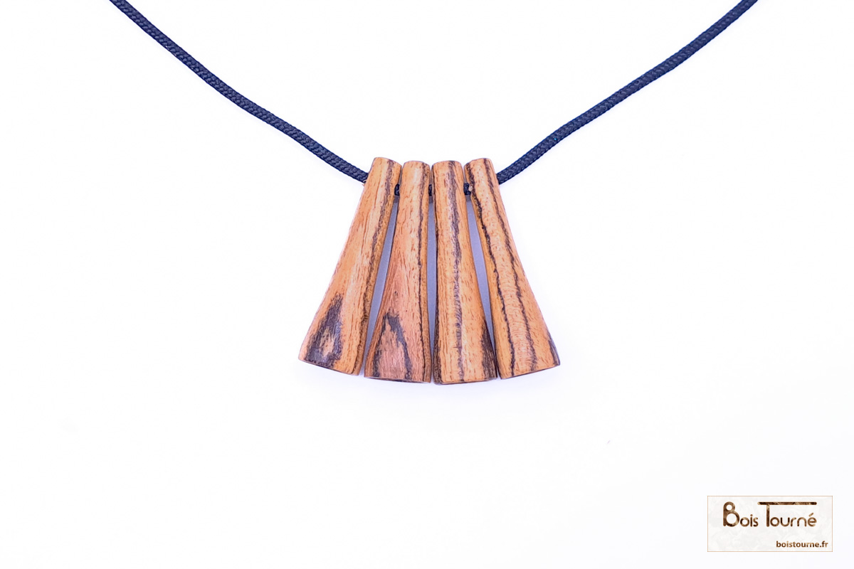 COLLIER 4 PERLES EN ZÉBRANO